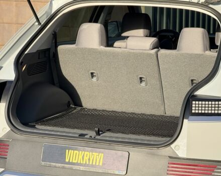 Серый Хендай Ioniq, объемом двигателя 0 л и пробегом 2 тыс. км за 26900 $, фото 9 на Automoto.ua