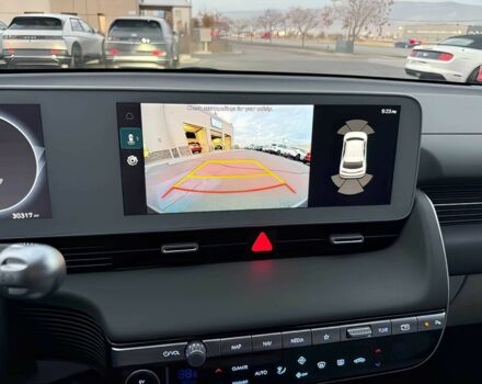 Серый Хендай Ioniq, объемом двигателя 0 л и пробегом 27 тыс. км за 13250 $, фото 9 на Automoto.ua