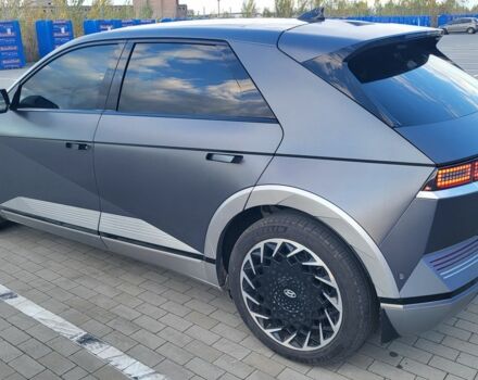 Серый Хендай Ioniq, объемом двигателя 0 л и пробегом 33 тыс. км за 29900 $, фото 2 на Automoto.ua