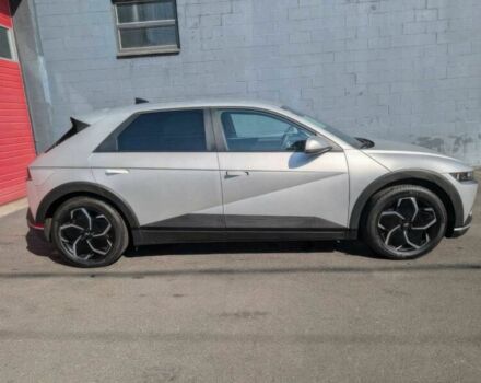 Серый Хендай Ioniq, объемом двигателя 0 л и пробегом 16 тыс. км за 18900 $, фото 2 на Automoto.ua