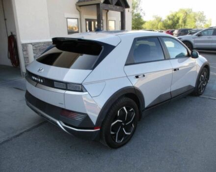 Серый Хендай Ioniq, объемом двигателя 0 л и пробегом 23 тыс. км за 15500 $, фото 4 на Automoto.ua