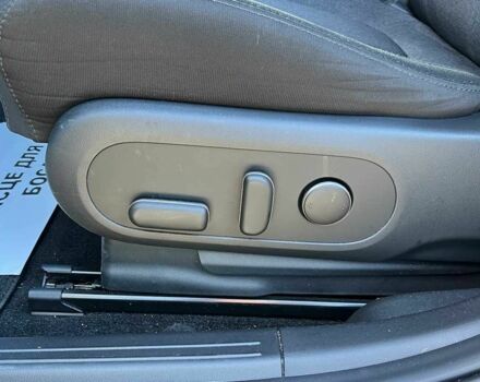 Серый Хендай Ioniq, объемом двигателя 0 л и пробегом 13 тыс. км за 27300 $, фото 14 на Automoto.ua