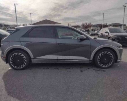 Серый Хендай Ioniq, объемом двигателя 0 л и пробегом 25 тыс. км за 18900 $, фото 7 на Automoto.ua