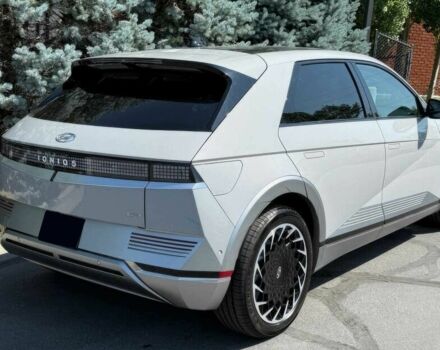 Серый Хендай Ioniq, объемом двигателя 0 л и пробегом 13 тыс. км за 19200 $, фото 5 на Automoto.ua