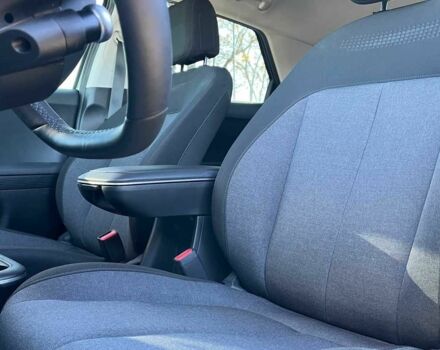 Серый Хендай Ioniq, объемом двигателя 0 л и пробегом 13 тыс. км за 27300 $, фото 13 на Automoto.ua