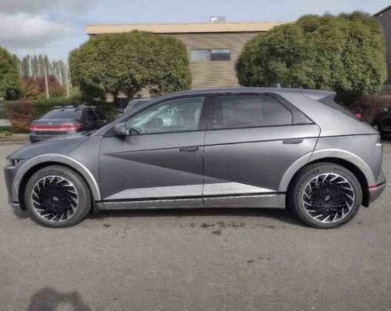 Серый Хендай Ioniq, объемом двигателя 0 л и пробегом 25 тыс. км за 18900 $, фото 3 на Automoto.ua