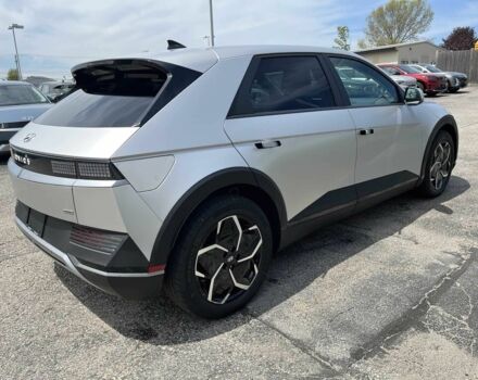 Серый Хендай Ioniq, объемом двигателя 0 л и пробегом 9 тыс. км за 16000 $, фото 6 на Automoto.ua