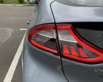 Серый Хендай Ioniq, объемом двигателя 0 л и пробегом 245 тыс. км за 8500 $, фото 22 на Automoto.ua
