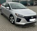 Сірий Хендай Ioniq, об'ємом двигуна 1.6 л та пробігом 59 тис. км за 15300 $, фото 1 на Automoto.ua