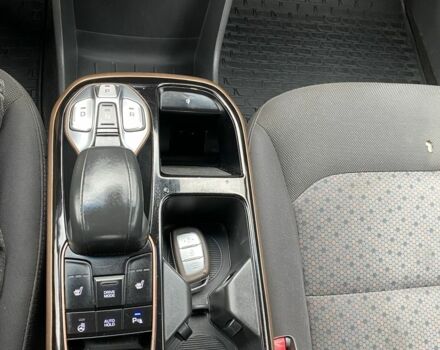 Серый Хендай Ioniq, объемом двигателя 0 л и пробегом 245 тыс. км за 8500 $, фото 20 на Automoto.ua