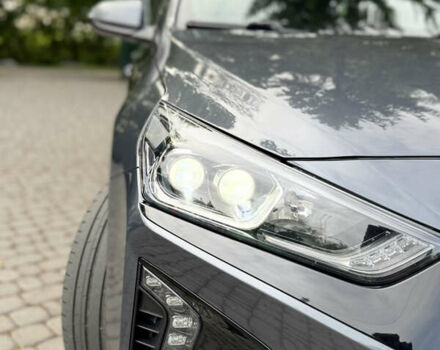 Серый Хендай Ioniq, объемом двигателя 0 л и пробегом 158 тыс. км за 15000 $, фото 10 на Automoto.ua
