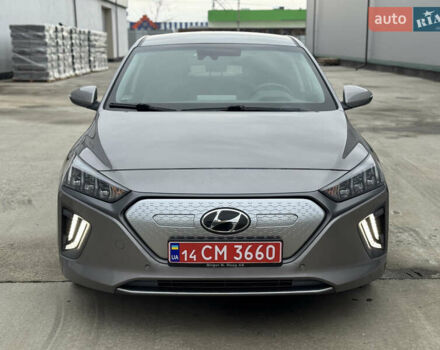Серый Хендай Ioniq, объемом двигателя 0 л и пробегом 104 тыс. км за 16700 $, фото 8 на Automoto.ua