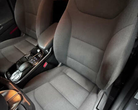 Серый Хендай Ioniq, объемом двигателя 0 л и пробегом 130 тыс. км за 15500 $, фото 7 на Automoto.ua
