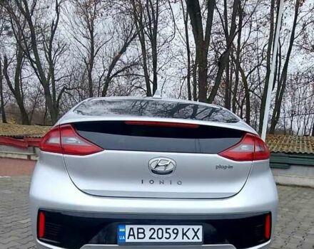Серый Хендай Ioniq, объемом двигателя 1.58 л и пробегом 72 тыс. км за 16500 $, фото 26 на Automoto.ua