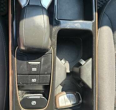 Серый Хендай Ioniq, объемом двигателя 0 л и пробегом 119 тыс. км за 13100 $, фото 7 на Automoto.ua