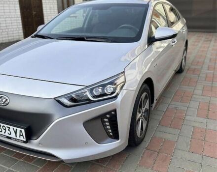 Сірий Хендай Ioniq, об'ємом двигуна 0 л та пробігом 14 тис. км за 23500 $, фото 1 на Automoto.ua