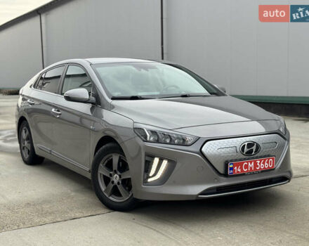 Серый Хендай Ioniq, объемом двигателя 0 л и пробегом 104 тыс. км за 16700 $, фото 7 на Automoto.ua