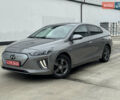 Серый Хендай Ioniq, объемом двигателя 0 л и пробегом 104 тыс. км за 16700 $, фото 1 на Automoto.ua