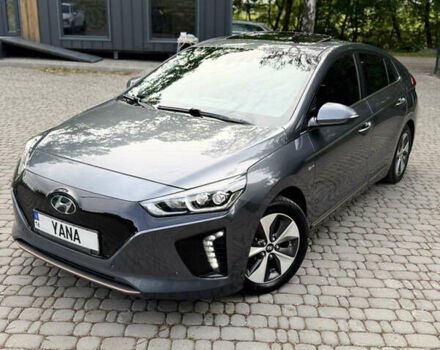 Серый Хендай Ioniq, объемом двигателя 0 л и пробегом 158 тыс. км за 15000 $, фото 7 на Automoto.ua