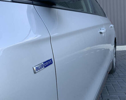 Серый Хендай Ioniq, объемом двигателя 0 л и пробегом 142 тыс. км за 12999 $, фото 34 на Automoto.ua