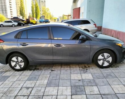 Сірий Хендай Ioniq, об'ємом двигуна 1.6 л та пробігом 165 тис. км за 12500 $, фото 13 на Automoto.ua