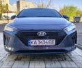Серый Хендай Ioniq, объемом двигателя 1.6 л и пробегом 159 тыс. км за 15700 $, фото 1 на Automoto.ua