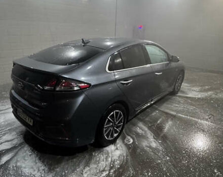 Серый Хендай Ioniq, объемом двигателя 0 л и пробегом 130 тыс. км за 15500 $, фото 5 на Automoto.ua