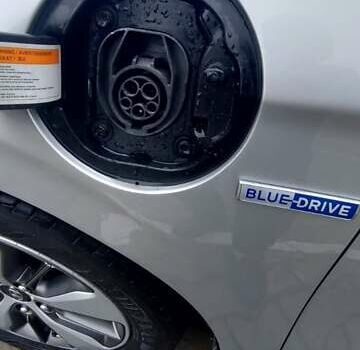 Серый Хендай Ioniq, объемом двигателя 1.58 л и пробегом 72 тыс. км за 16500 $, фото 14 на Automoto.ua