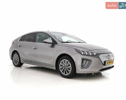 Сірий Хендай Ioniq, об'ємом двигуна 0 л та пробігом 130 тис. км за 15600 $, фото 2 на Automoto.ua