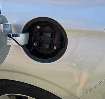 Серый Хендай Ioniq, объемом двигателя 0 л и пробегом 119 тыс. км за 13100 $, фото 4 на Automoto.ua