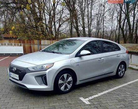 Серый Хендай Ioniq, объемом двигателя 1.58 л и пробегом 72 тыс. км за 16500 $, фото 8 на Automoto.ua