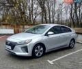 Серый Хендай Ioniq, объемом двигателя 1.58 л и пробегом 72 тыс. км за 16500 $, фото 8 на Automoto.ua