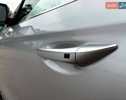 Сірий Хендай Ioniq, об'ємом двигуна 0 л та пробігом 131 тис. км за 16500 $, фото 12 на Automoto.ua