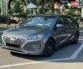 Сірий Хендай Ioniq, об'ємом двигуна 1.58 л та пробігом 165 тис. км за 15999 $, фото 1 на Automoto.ua