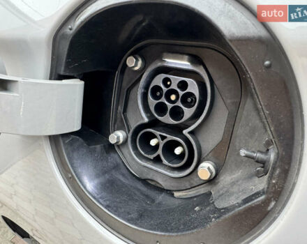 Серый Хендай Ioniq, объемом двигателя 0 л и пробегом 58 тыс. км за 15199 $, фото 31 на Automoto.ua