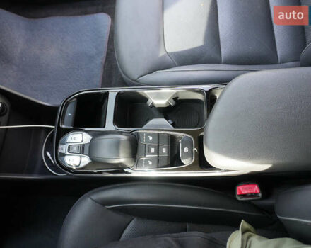 Серый Хендай Ioniq, объемом двигателя 0 л и пробегом 45 тыс. км за 16500 $, фото 40 на Automoto.ua
