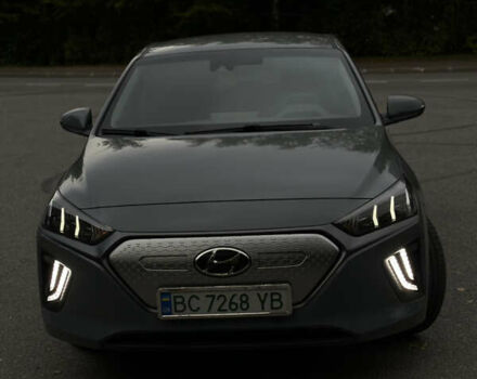 Серый Хендай Ioniq, объемом двигателя 0 л и пробегом 80 тыс. км за 17999 $, фото 2 на Automoto.ua