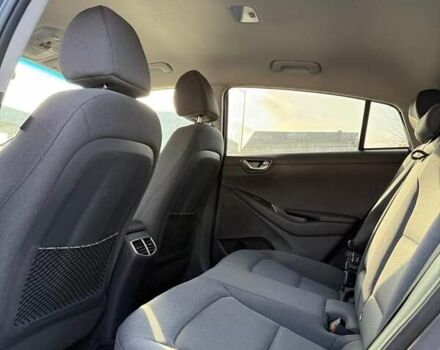 Серый Хендай Ioniq, объемом двигателя 0 л и пробегом 115 тыс. км за 16400 $, фото 18 на Automoto.ua