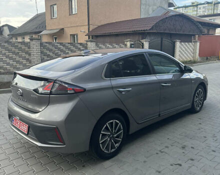 Сірий Хендай Ioniq, об'ємом двигуна 0 л та пробігом 59 тис. км за 18000 $, фото 51 на Automoto.ua