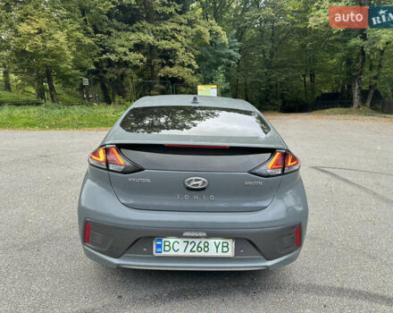 Серый Хендай Ioniq, объемом двигателя 0 л и пробегом 80 тыс. км за 17999 $, фото 17 на Automoto.ua
