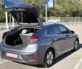 Серый Хендай Ioniq, объемом двигателя 1.6 л и пробегом 125 тыс. км за 14700 $, фото 6 на Automoto.ua