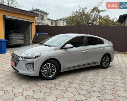 Серый Хендай Ioniq, объемом двигателя 0 л и пробегом 58 тыс. км за 15199 $, фото 67 на Automoto.ua
