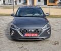 Серый Хендай Ioniq, объемом двигателя 1.58 л и пробегом 126 тыс. км за 14700 $, фото 1 на Automoto.ua