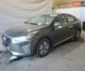 Серый Хендай Ioniq, объемом двигателя 1.58 л и пробегом 128 тыс. км за 3000 $, фото 1 на Automoto.ua