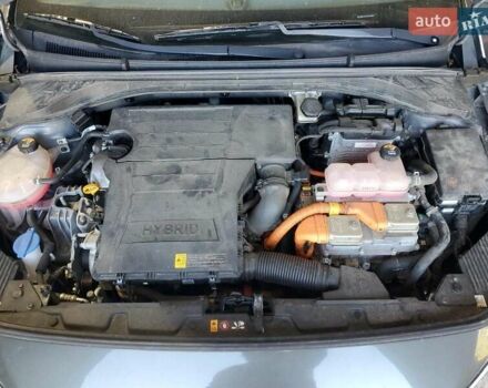 Серый Хендай Ioniq, объемом двигателя 1.58 л и пробегом 128 тыс. км за 3000 $, фото 10 на Automoto.ua