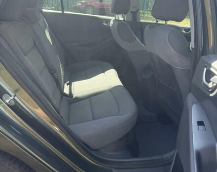 Серый Хендай Ioniq, объемом двигателя 1.58 л и пробегом 84 тыс. км за 15500 $, фото 9 на Automoto.ua