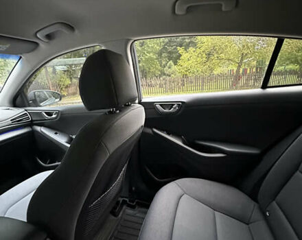 Серый Хендай Ioniq, объемом двигателя 0 л и пробегом 80 тыс. км за 17999 $, фото 35 на Automoto.ua