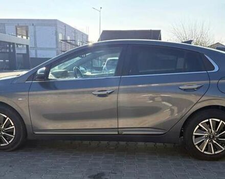 Серый Хендай Ioniq, объемом двигателя 0 л и пробегом 115 тыс. км за 16400 $, фото 5 на Automoto.ua