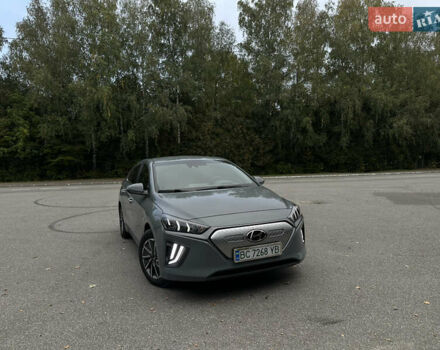 Серый Хендай Ioniq, объемом двигателя 0 л и пробегом 80 тыс. км за 17999 $, фото 21 на Automoto.ua
