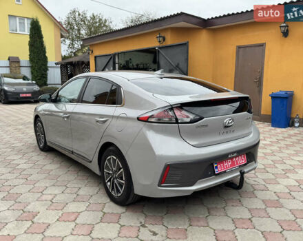 Серый Хендай Ioniq, объемом двигателя 0 л и пробегом 58 тыс. км за 15199 $, фото 7 на Automoto.ua